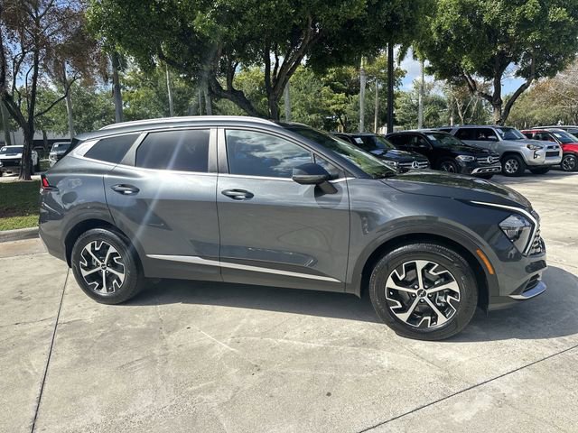 Used 2023 Kia Sportage EX AWD/4WD image 13