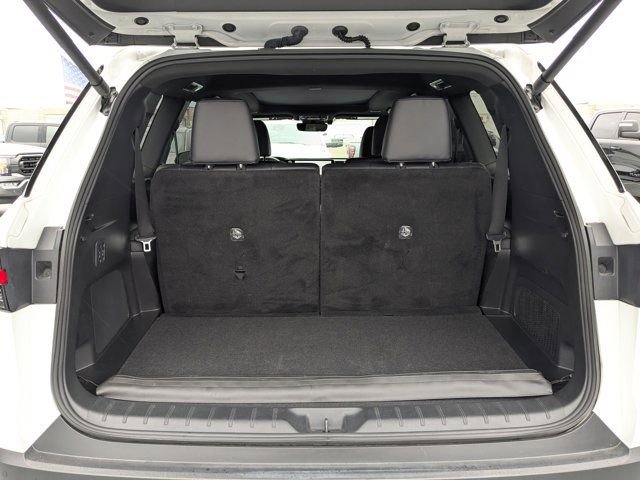 Used 2024 Lexus TX 350 FWD w/ Captains Chair Package image 12