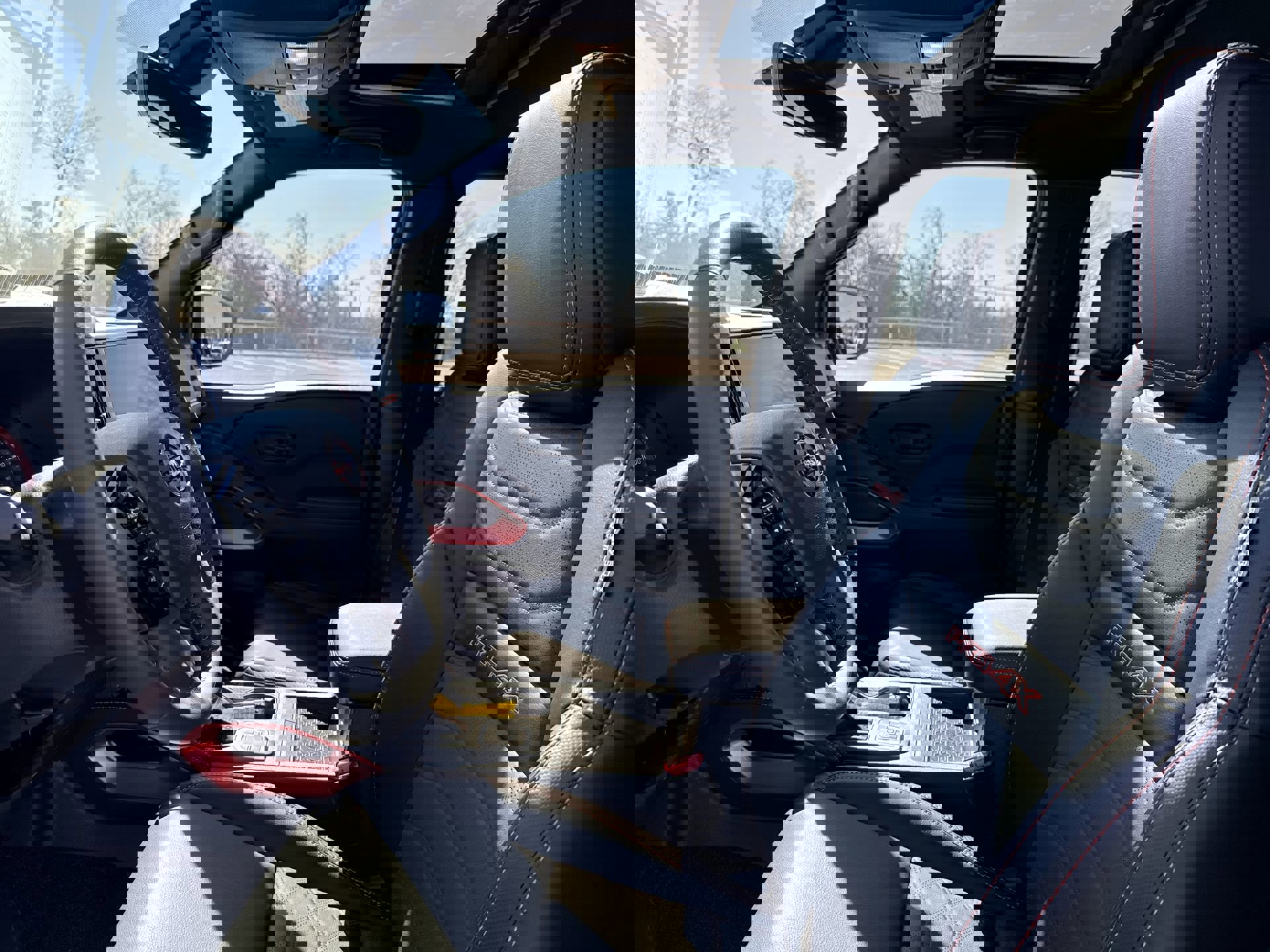 Used 2026 Nissan Frontier PRO-4X w/ Pro Premium Package image 12