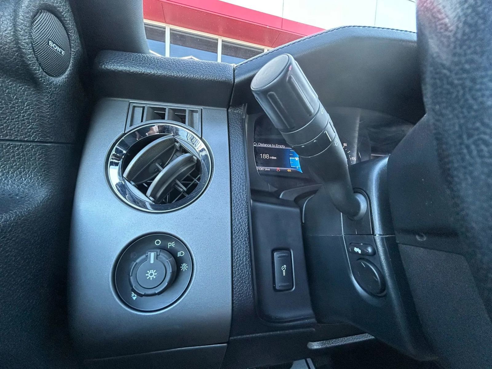 Used 2017 Ford Expedition Platinum AWD/4WD image 12