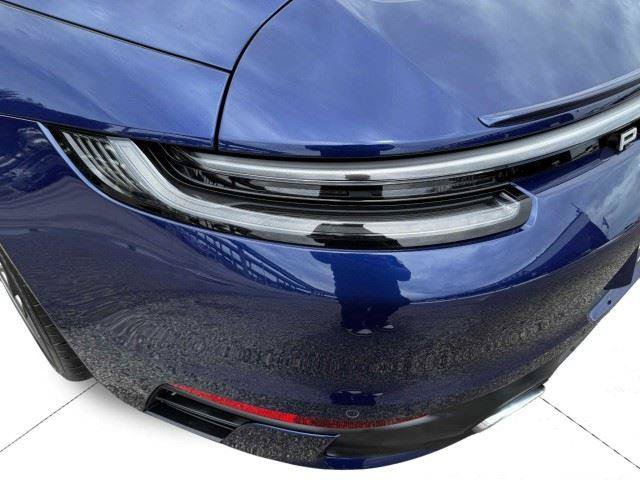 Used 2024 Porsche 911 Carrera RWD image 13