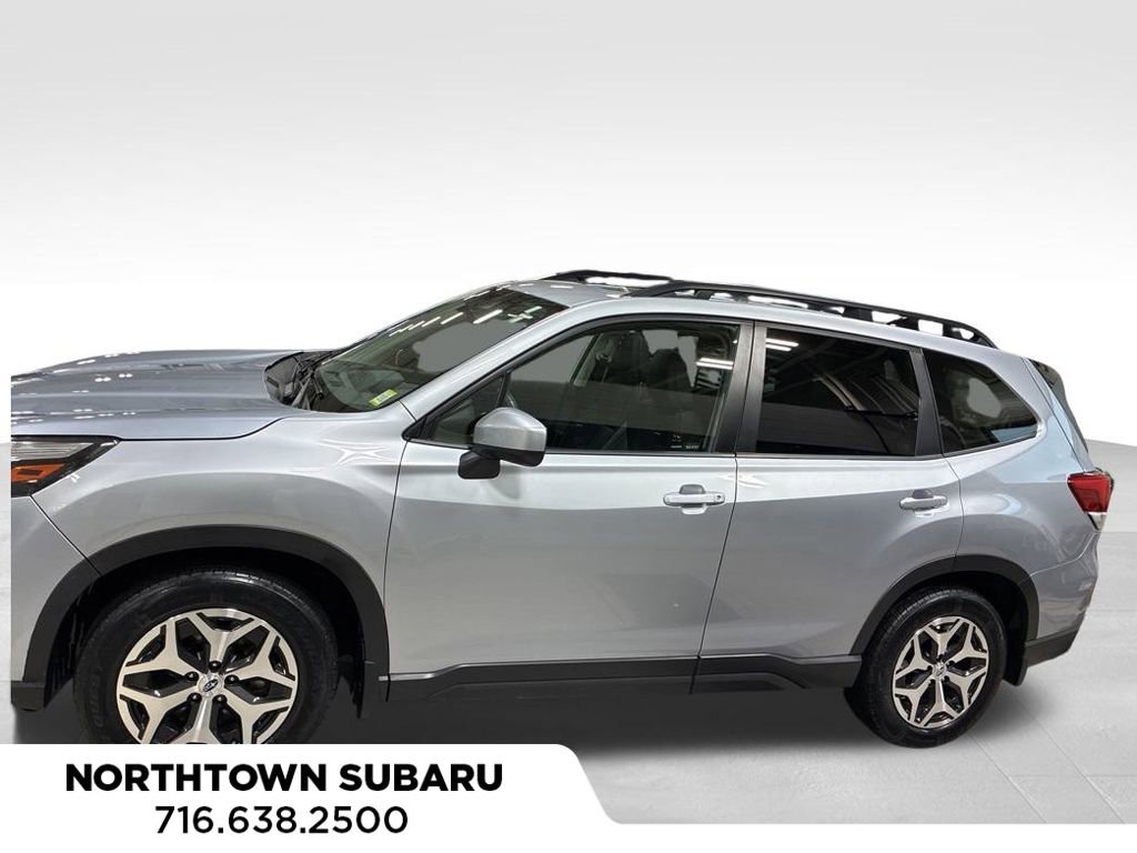 Used 2024 Subaru Forester Premium image 12