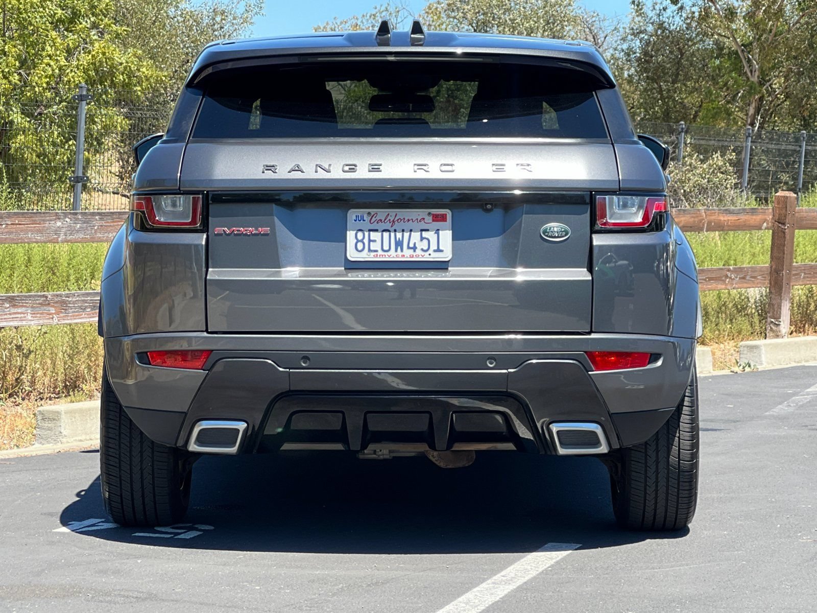 Used 2018 Land Rover Range Rover Evoque Landmark Edition AWD/4WD image 5