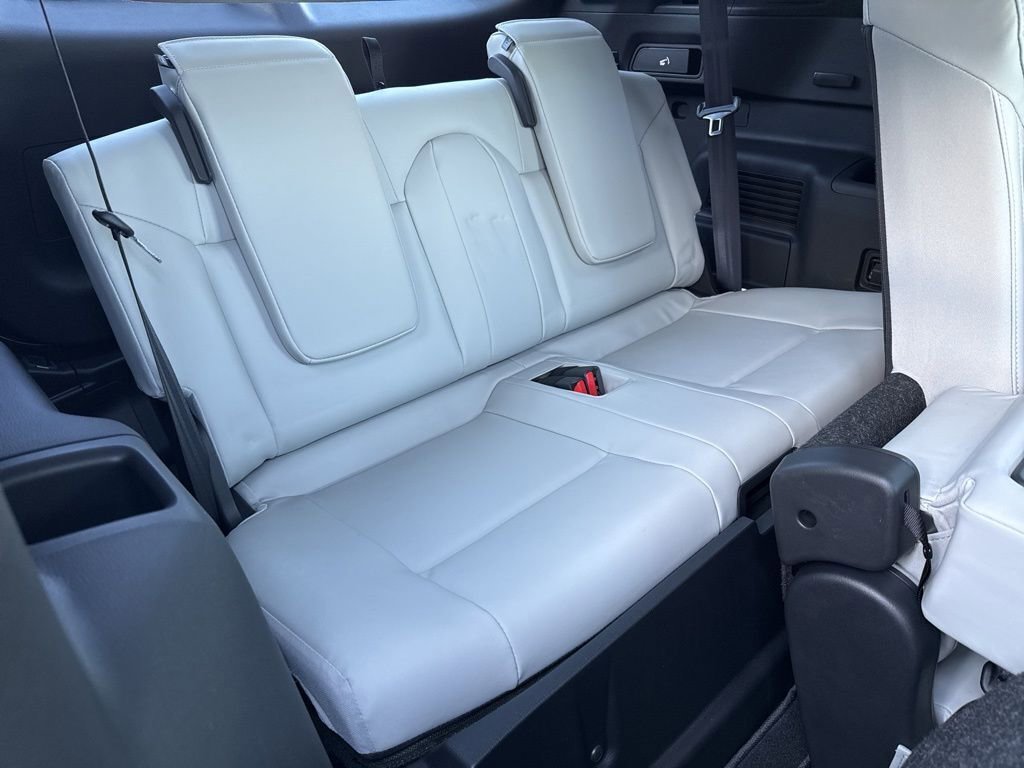 New 2026 Mitsubishi Outlander SE image 27