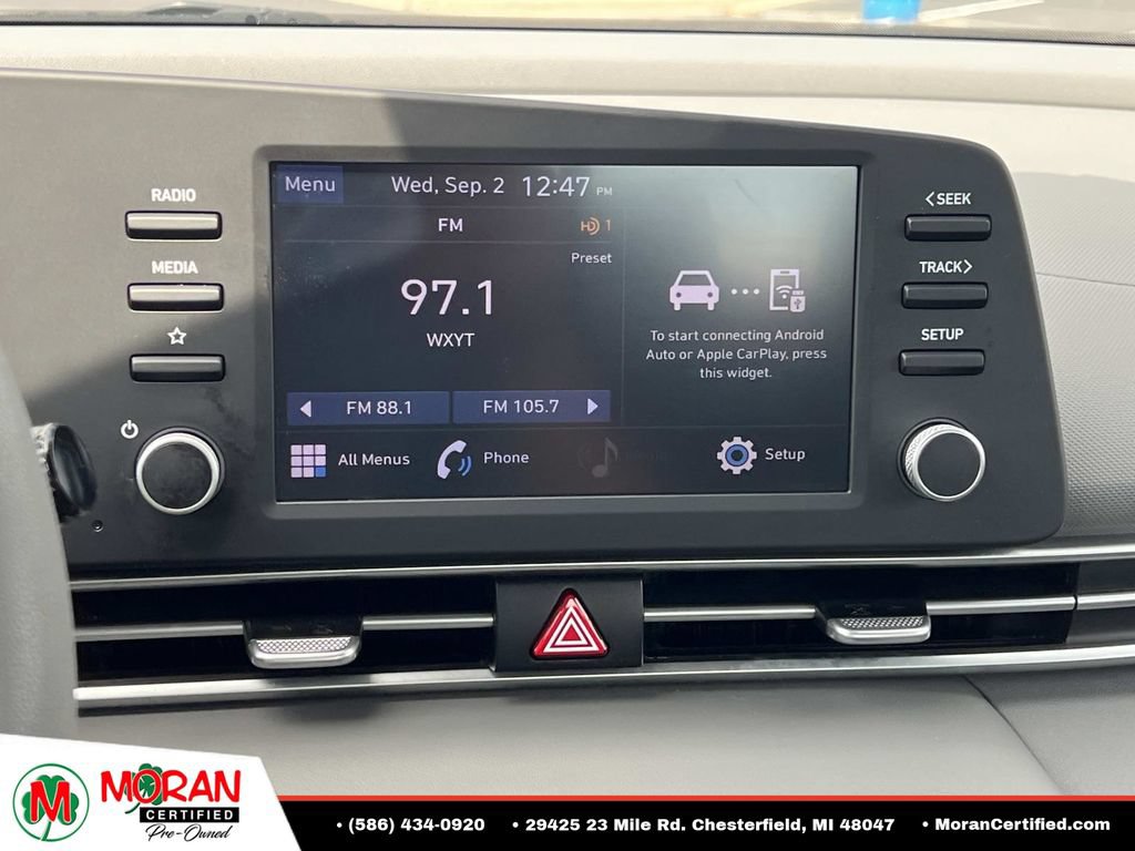 Used 2021 Hyundai Elantra SE FWD image 19