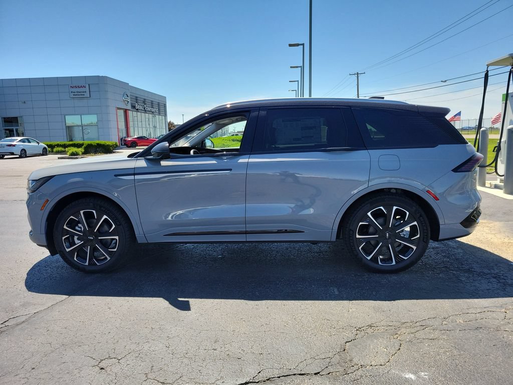 New 2026 Lincoln Nautilus Reserve AWD/4WD image 7