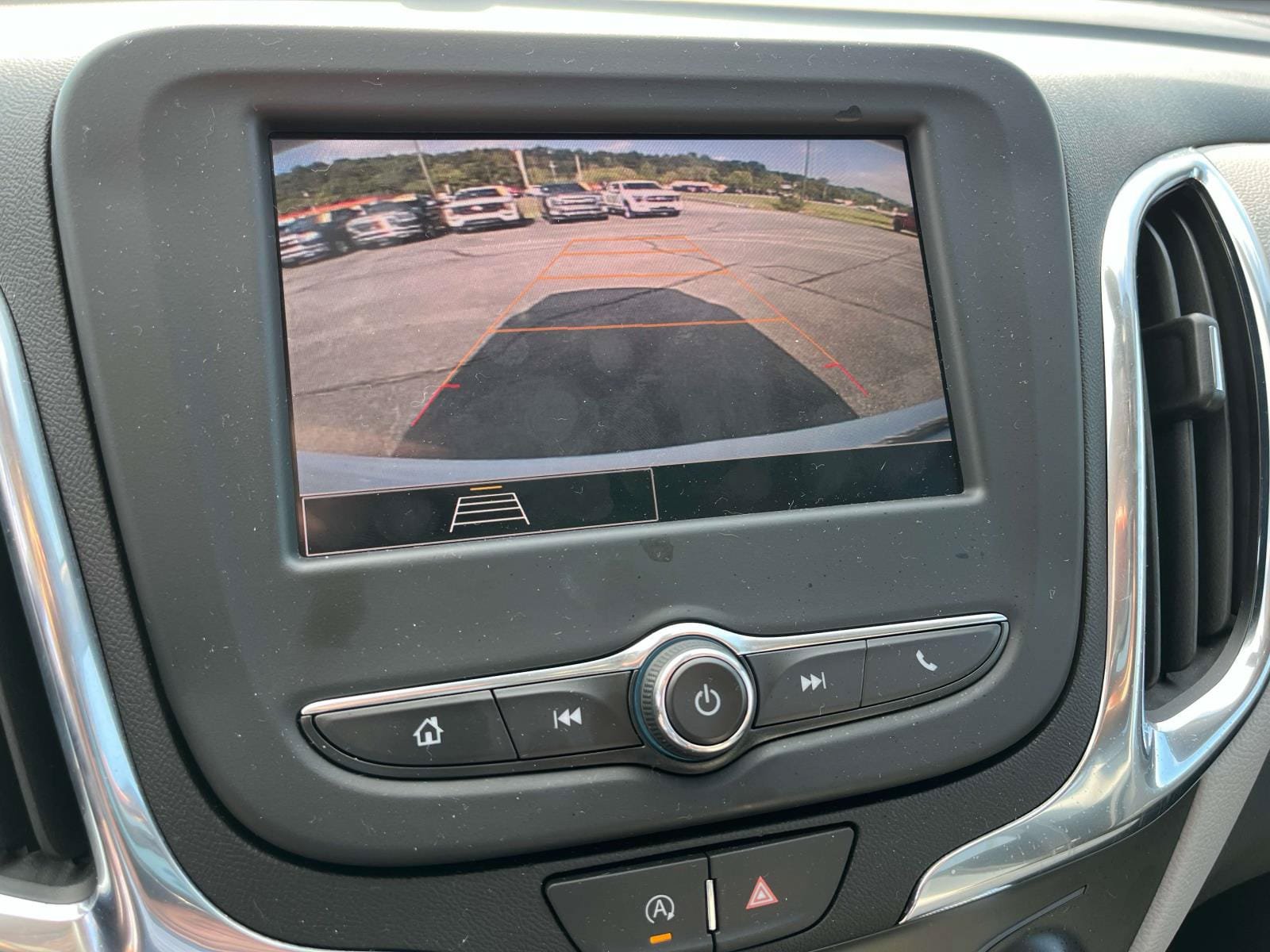 Used 2023 Chevrolet Equinox LS w/ LS Convenience Package FWD image 36