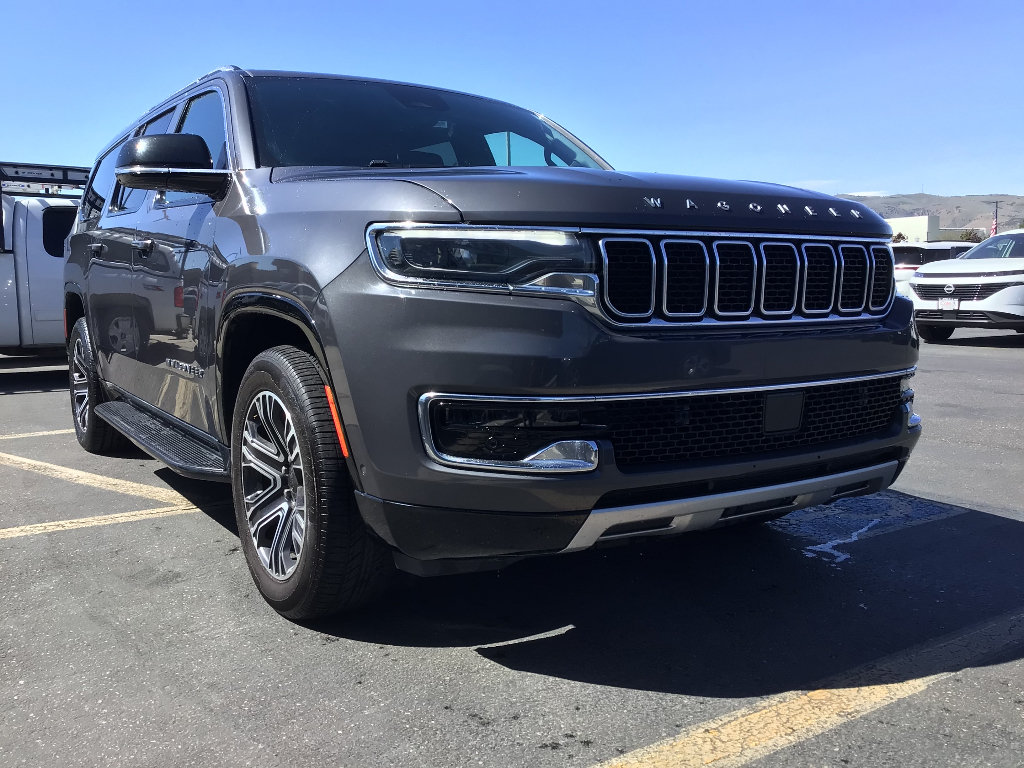 Used 2024 Jeep Wagoneer L Series II