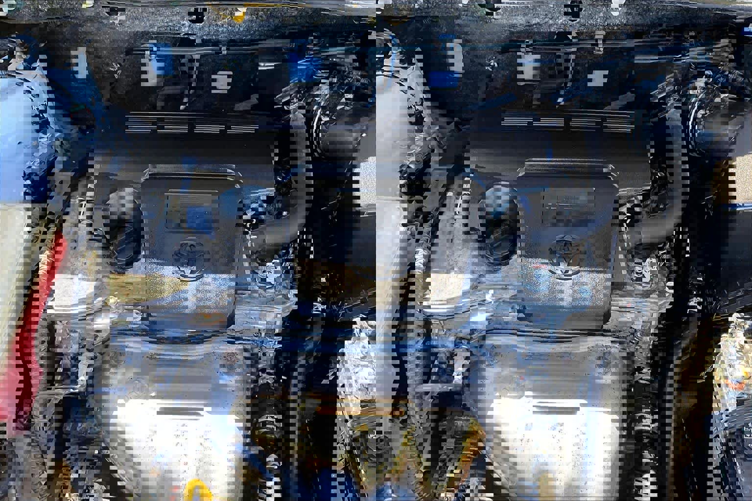 Used 2013 Toyota RAV4 XLE image 30