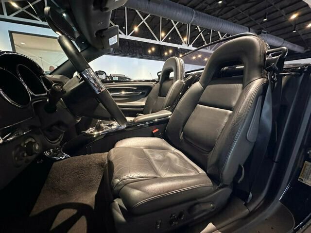 Used 2006 Chevrolet SSR w/ Preferred Equipment Group RWD image 18