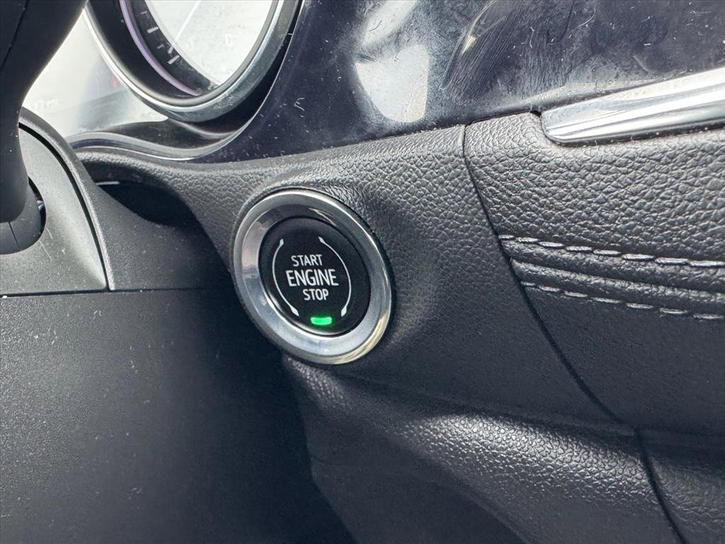 Used 2022 Buick Encore GX Preferred image 22