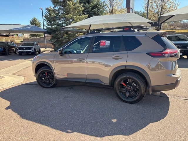 Used 2025 Nissan Rogue SV AWD/4WD image 6