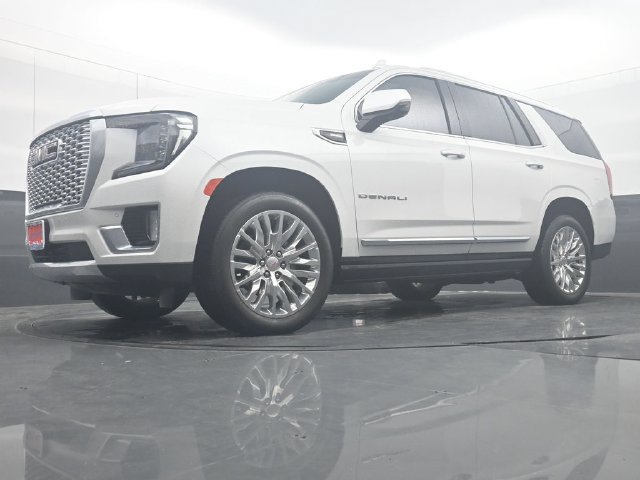 Used 2024 GMC Yukon Denali RWD image 29