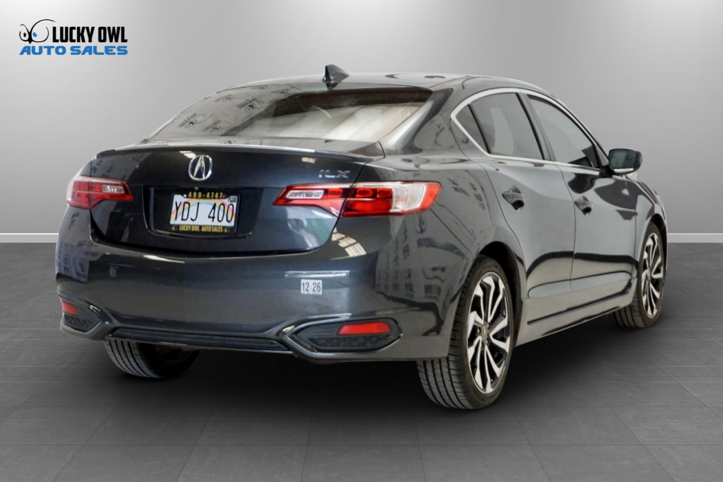 Used 2016 Acura ILX FWD image 4