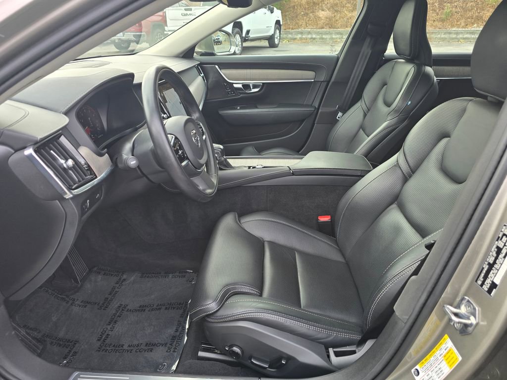 Used 2021 Volvo S90 T6 Inscription image 4