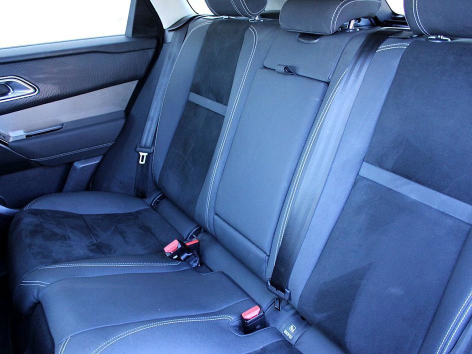 Used 2019 Land Rover Range Rover Velar image 21