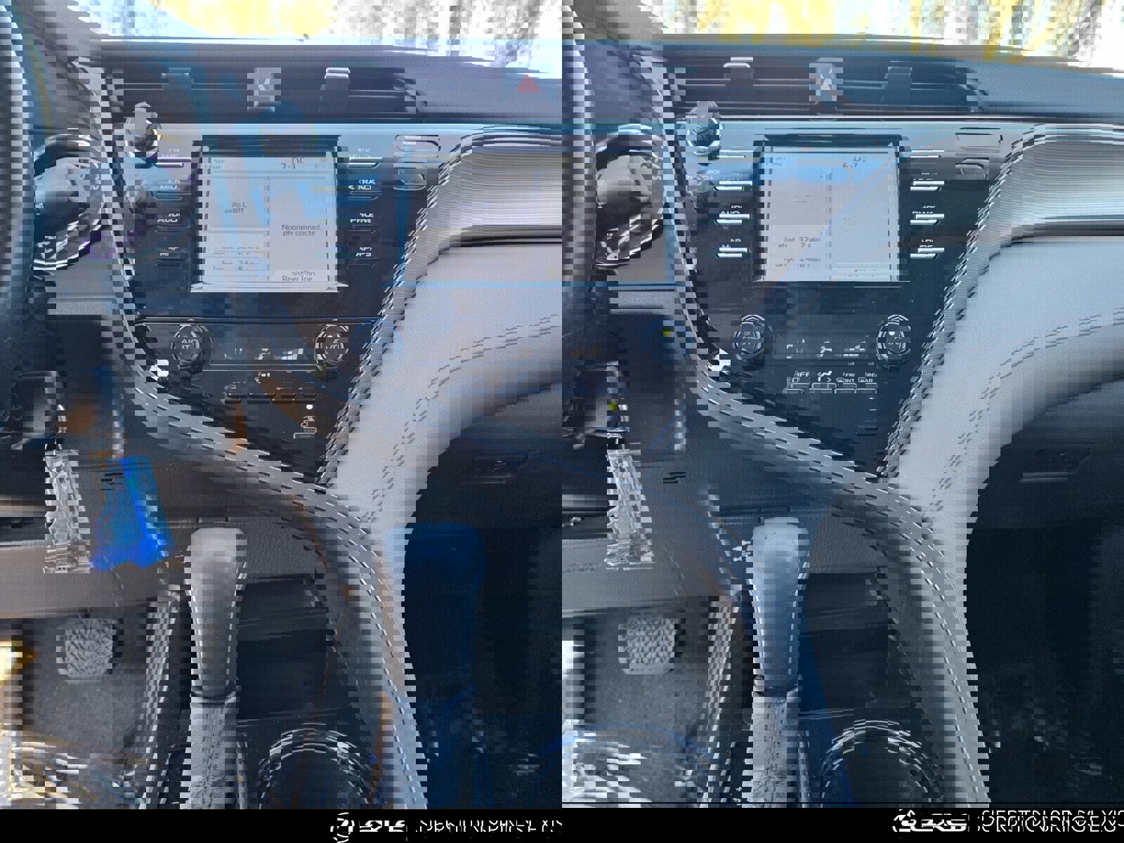 Used 2019 Toyota Camry SE image 19