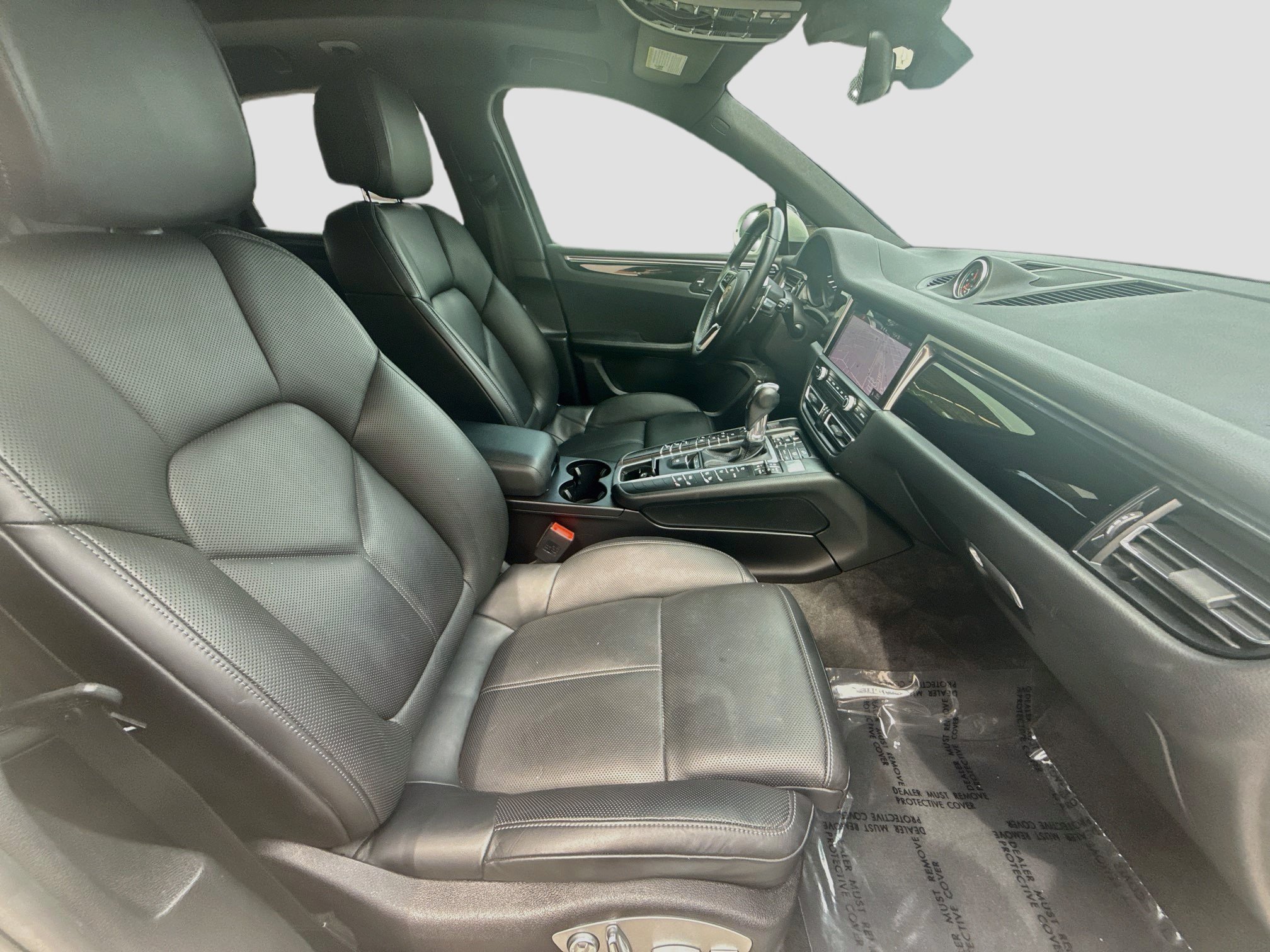 Used 2020 Porsche Macan S AWD/4WD image 32