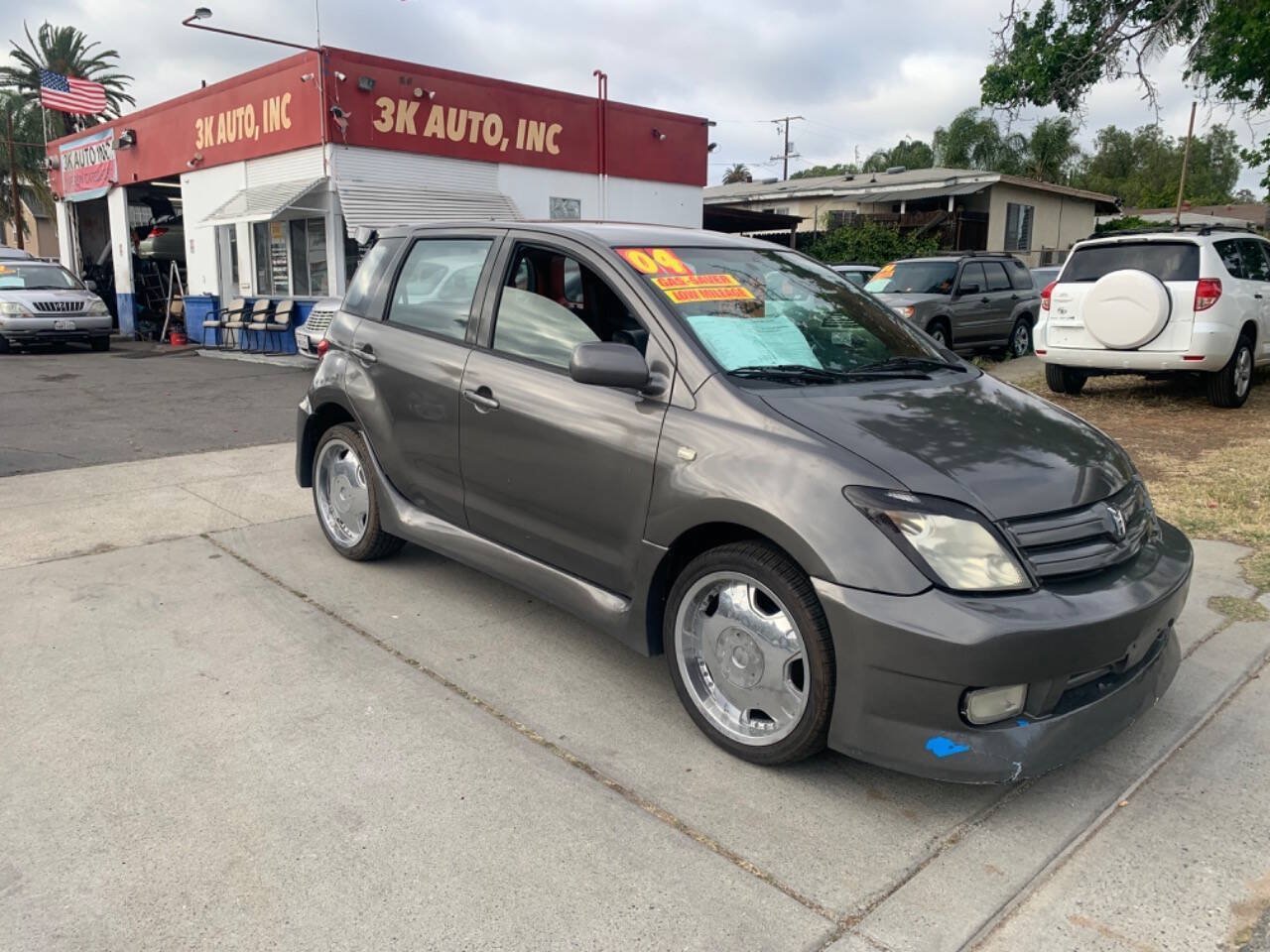 Used 2004 Scion xA FWD image 8