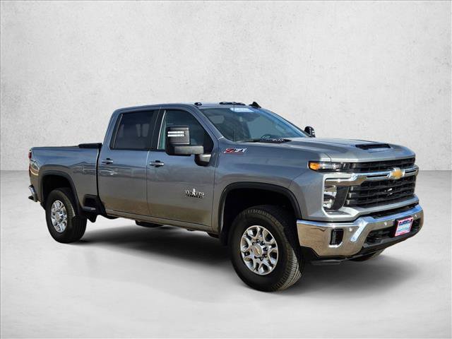 Used 2025 Chevrolet Silverado 2500 LT w/ Texas Edition image 3