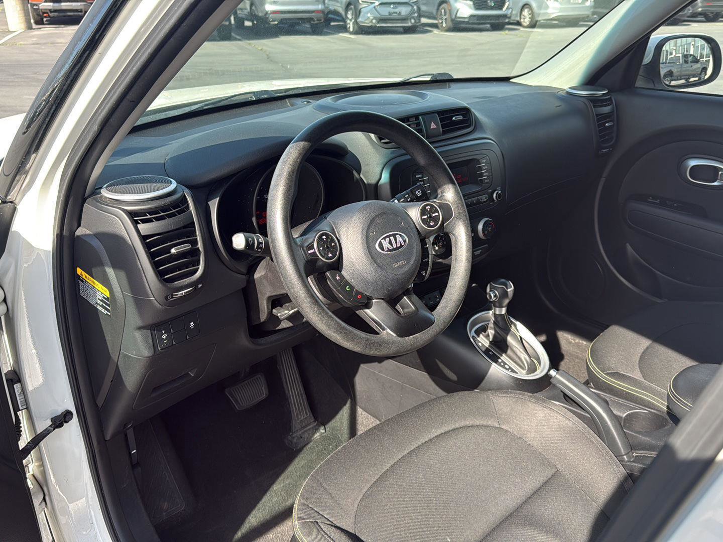 Used 2014 Kia Soul + image 14