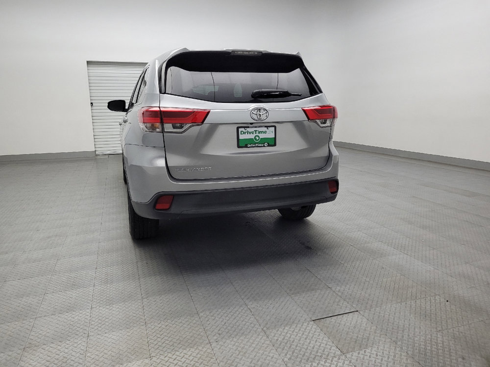Used 2019 Toyota Highlander LE image 6