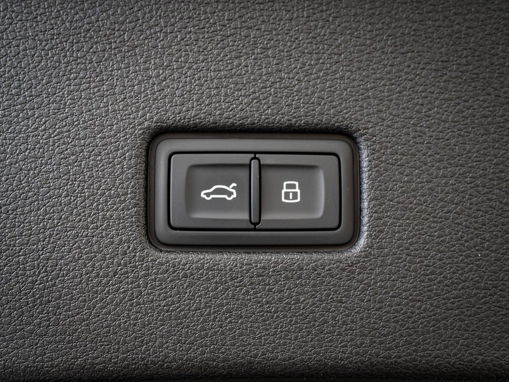 New 2026 Audi Q8 Premium Plus image 22