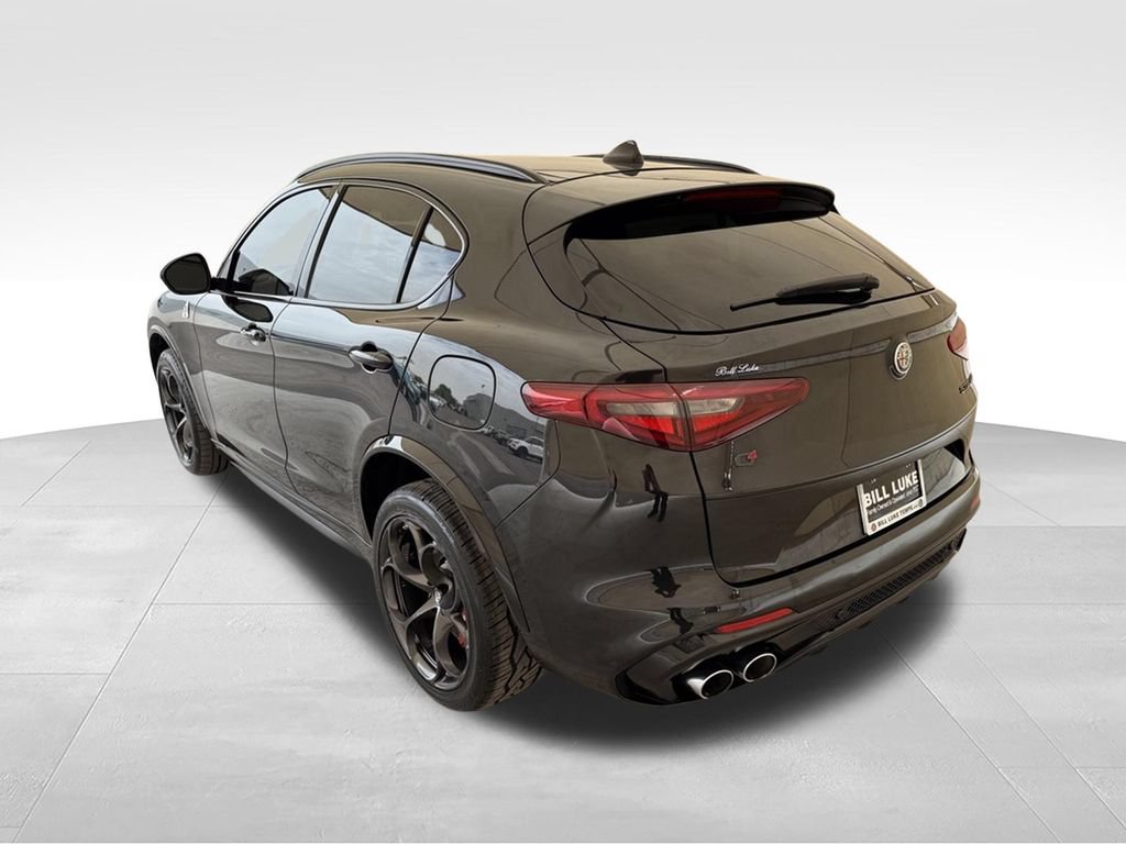 Used 2021 Alfa Romeo Stelvio Quadrifoglio AWD/4WD image 10