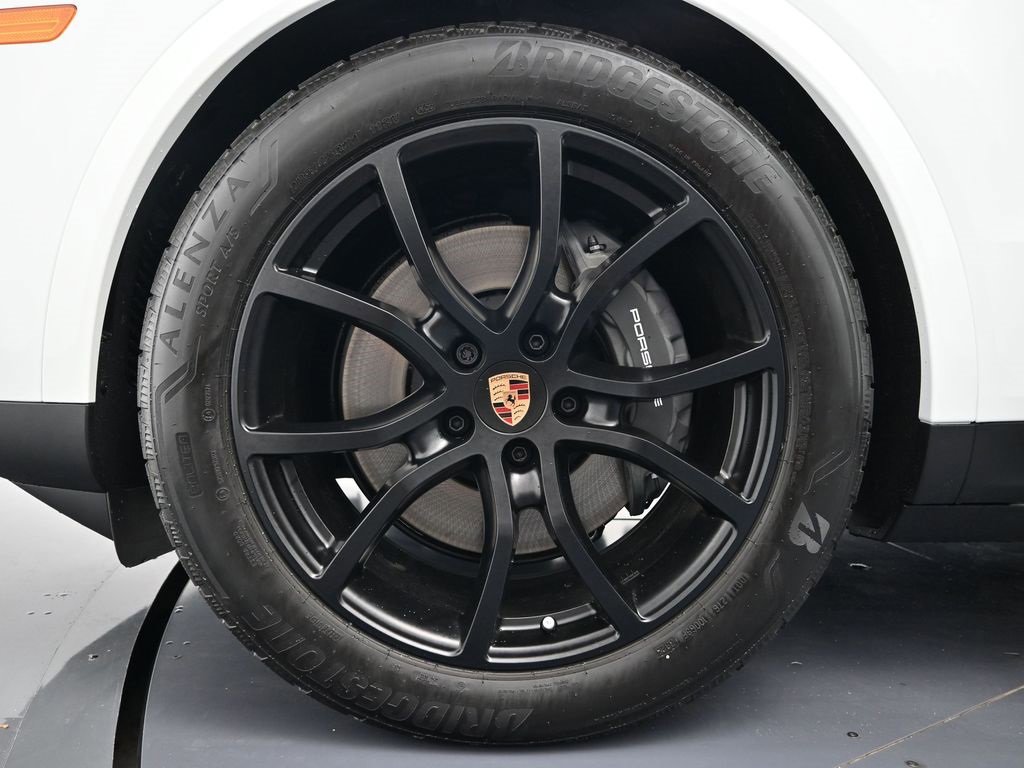 New 2026 Porsche Cayenne Coupe image 26