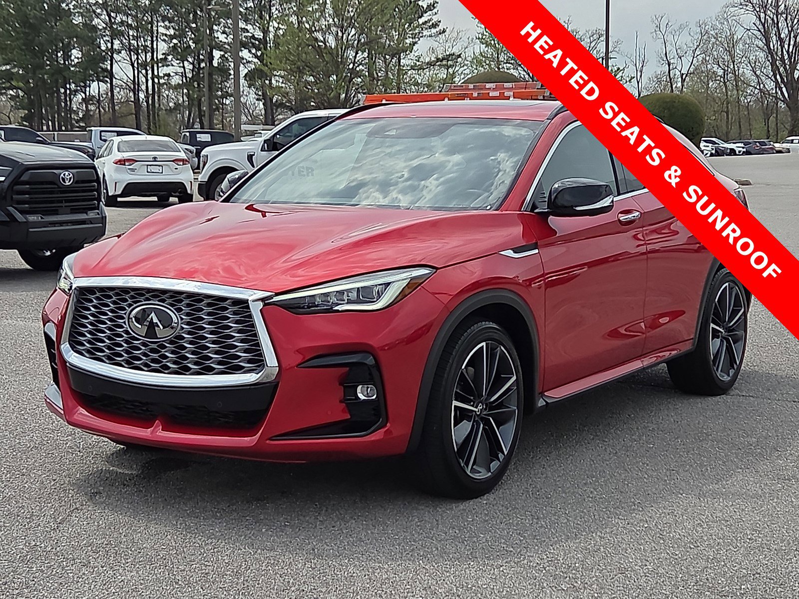 Used 2025 INFINITI QX55 Sensory image 2