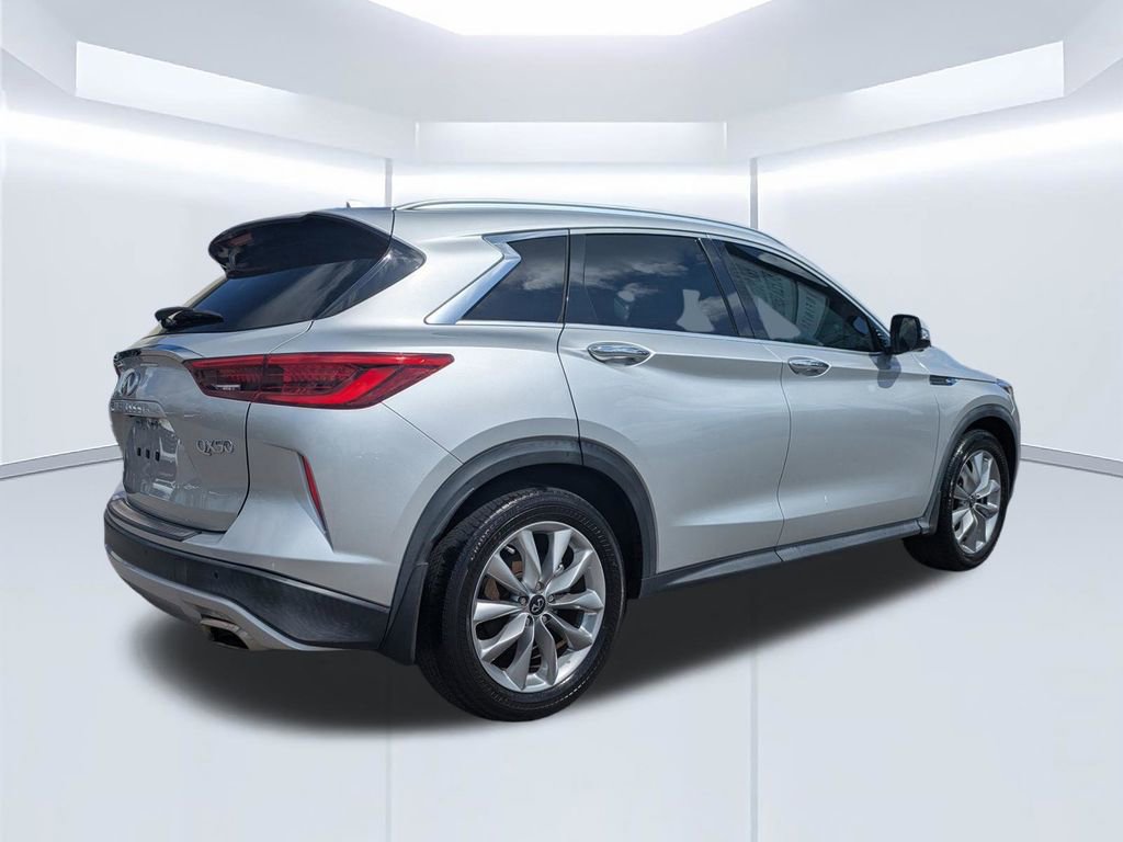 Used 2021 INFINITI QX50 Essential w/ Convenience Package AWD/4WD image 4