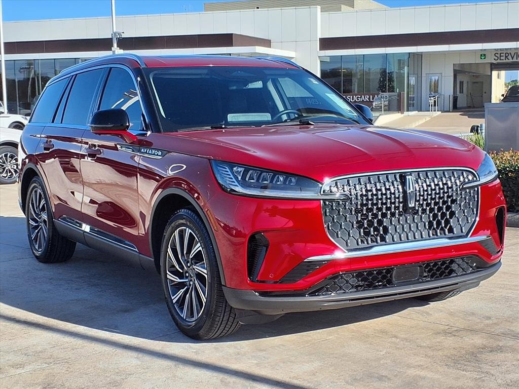 Used 2025 Lincoln Aviator 2WD image 7