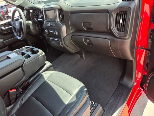 Certified 2026 Chevrolet Silverado 1500 Custom w/ LPO, Dark Essentials Package RWD image 16