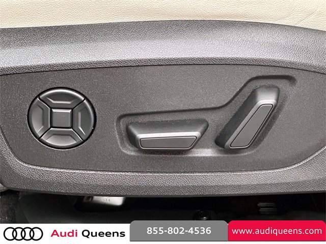 Used 2025 Audi Q6 e-tron Premium Plus image 10