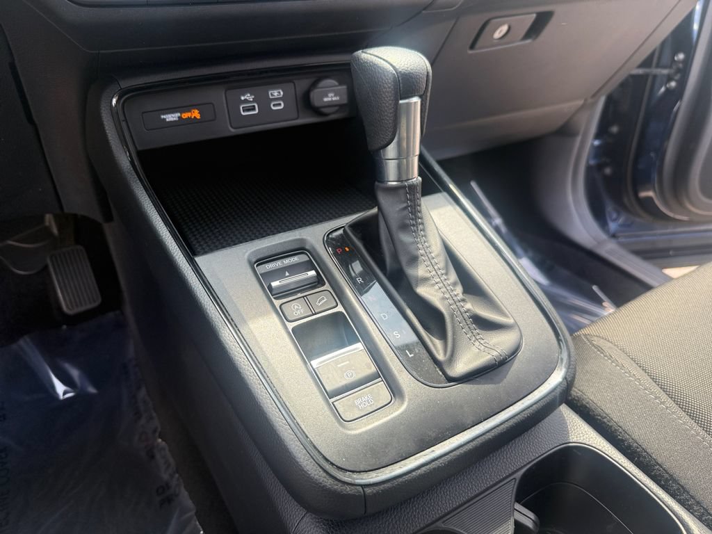 Certified 2025 Honda CR-V EX image 17