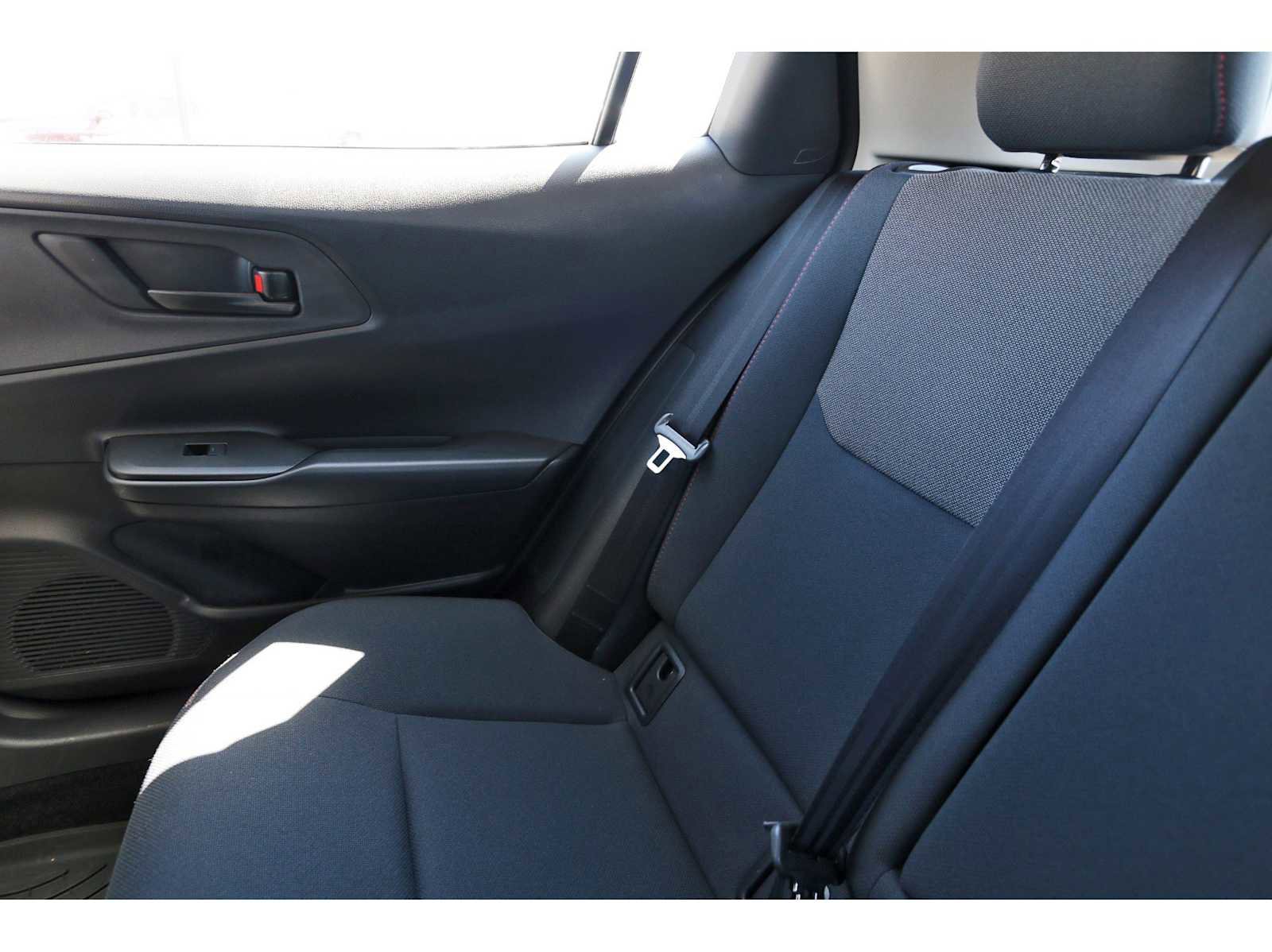 Used 2025 Toyota Prius Plug-In Hybrid image 9