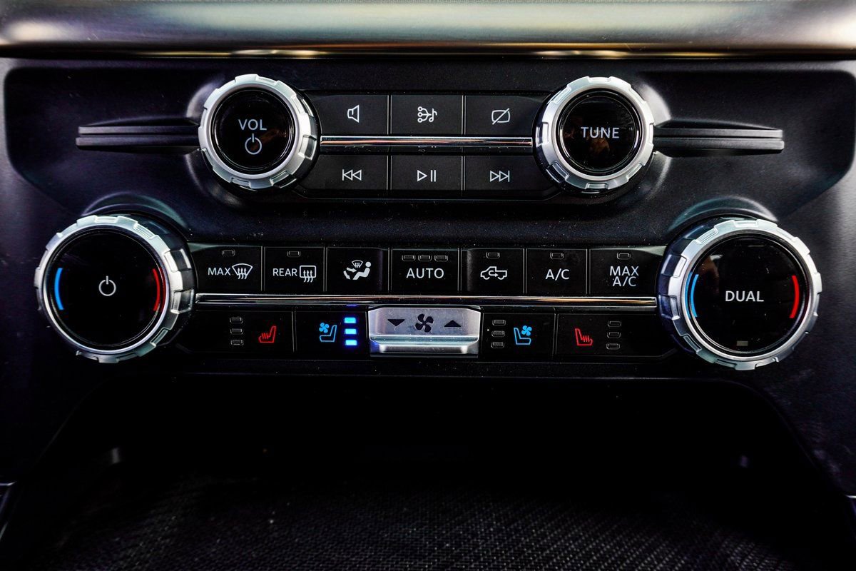 Used 2023 Ford F150 Raptor w/ Raptor Carbon Fiber Package image 22