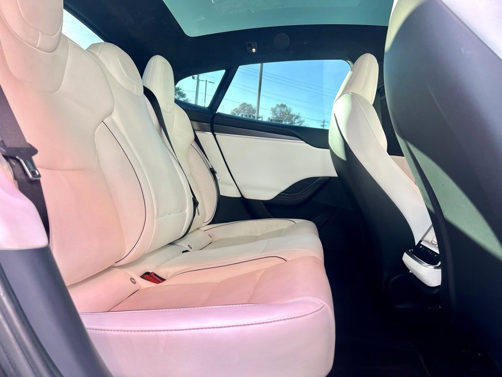 Used 2021 Tesla Model S Plaid image 20