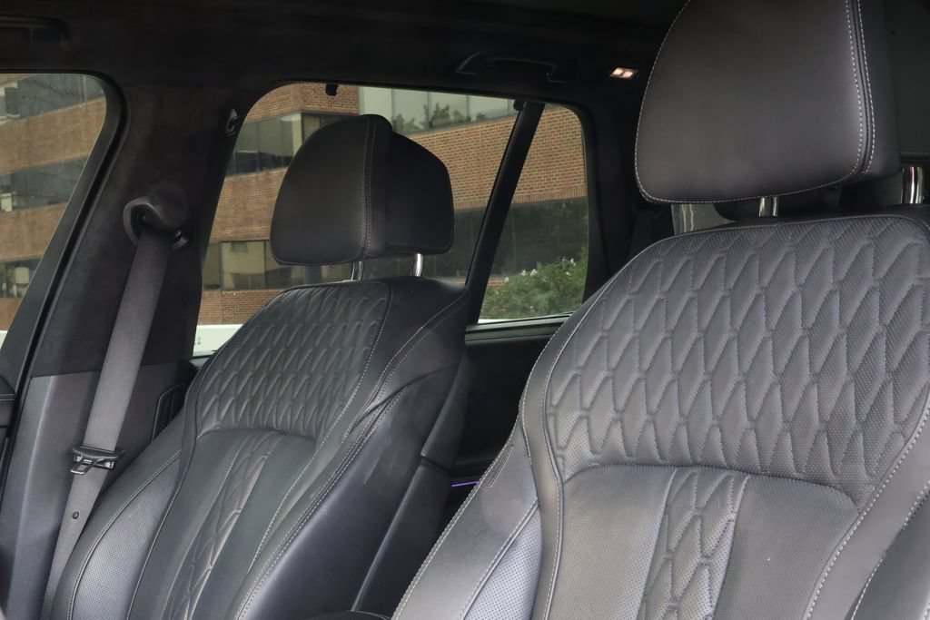 Used 2025 BMW X5 M60i AWD/4WD image 13