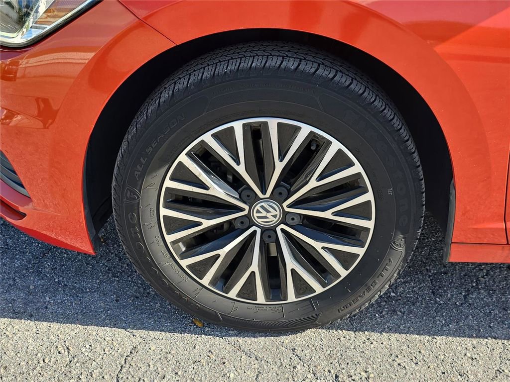 Used 2019 Volkswagen Jetta SEL image 8