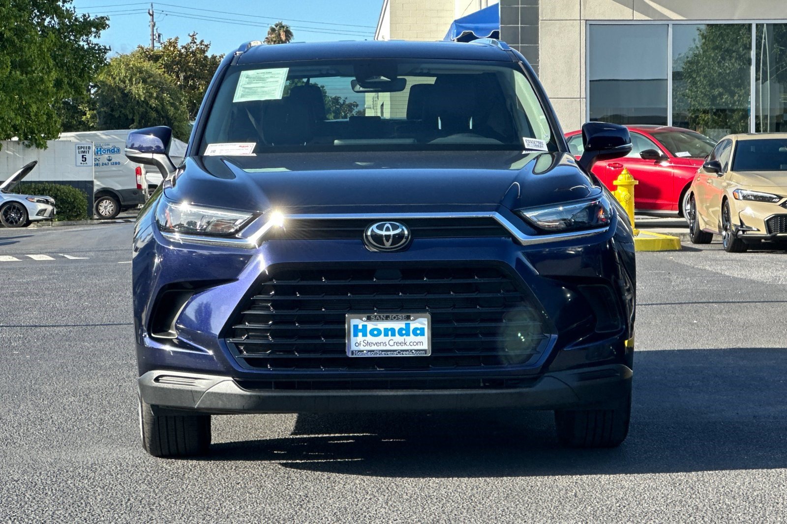 Used 2025 Toyota Grand Highlander FWD image 5
