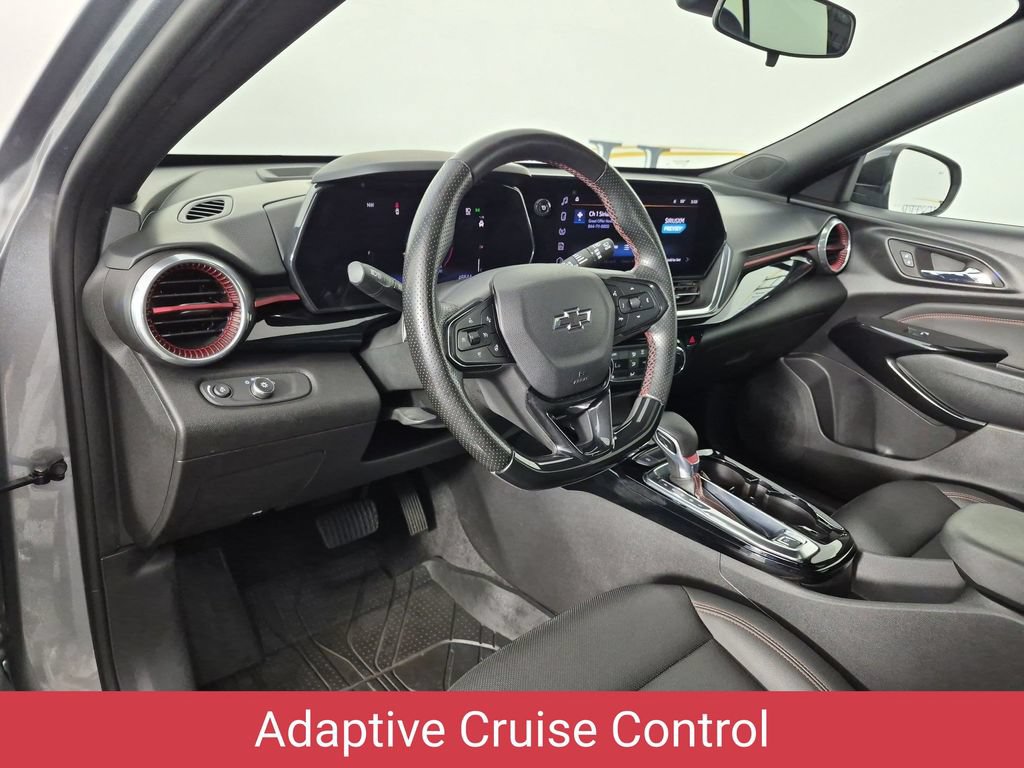 Certified 2024 Chevrolet Trax RS w/ Sunroof Package FWD image 18