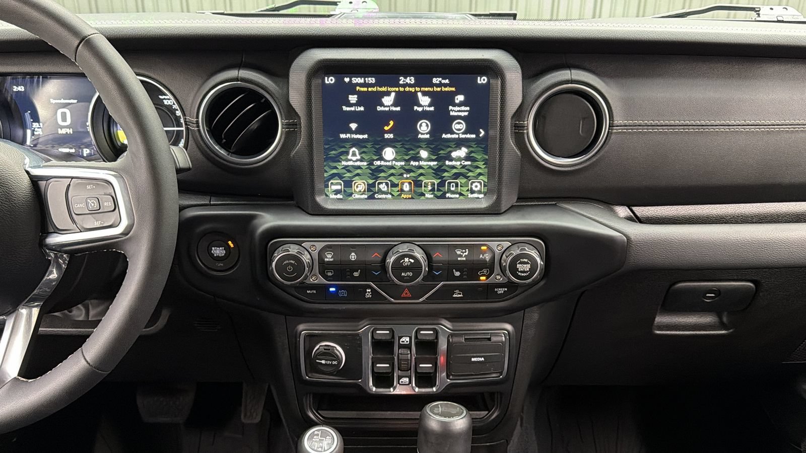 Used 2023 Jeep Wrangler Unlimited Sahara w/ Cold Weather Group AWD/4WD image 28