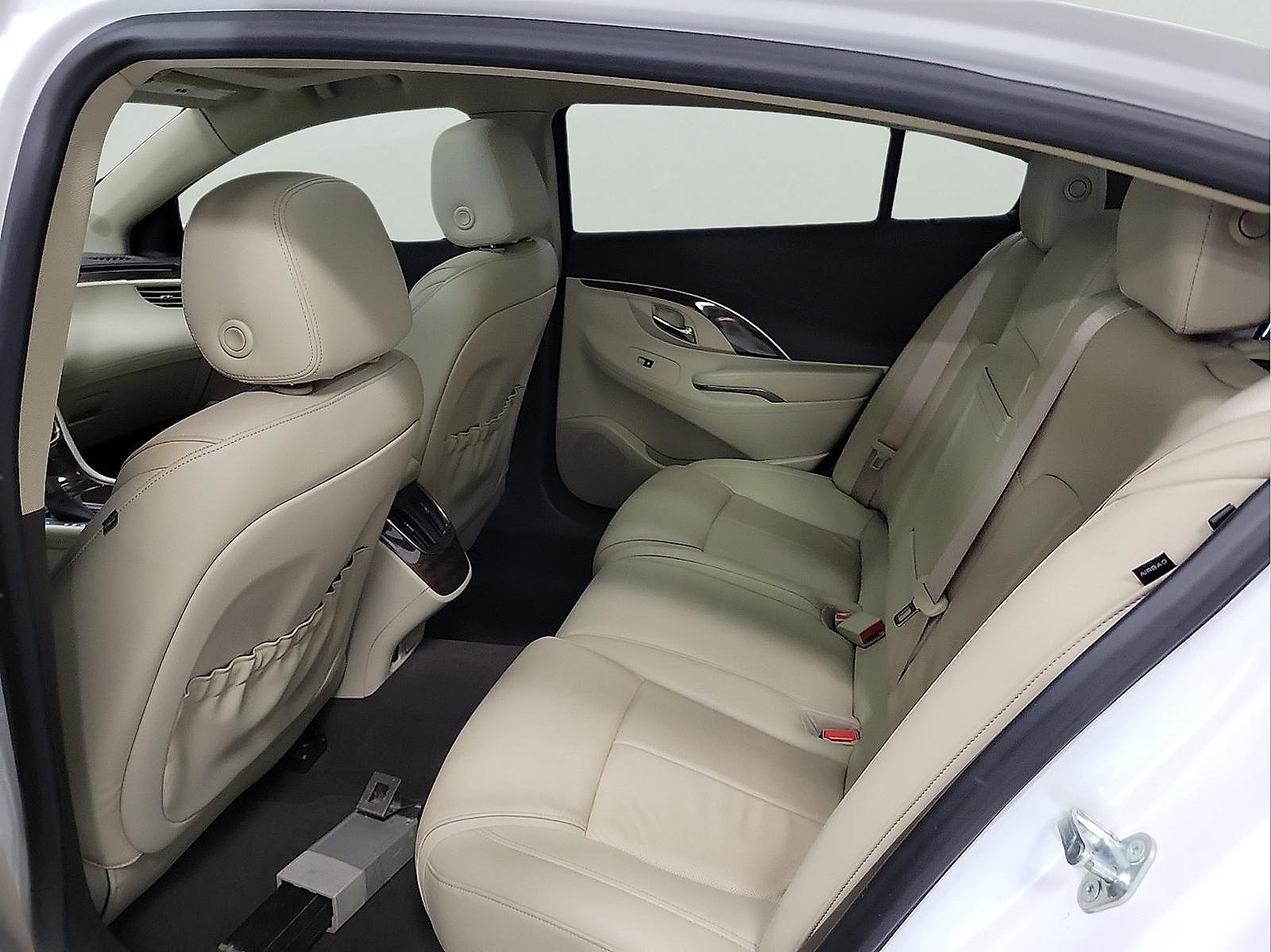 Used 2016 Buick LaCrosse Premium w/ Driver Confidence Package #1 FWD image 8