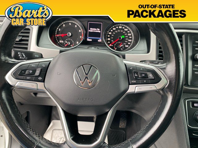 Used 2020 Volkswagen Atlas Cross Sport SE w/ Panoramic Sunroof Package FWD image 29