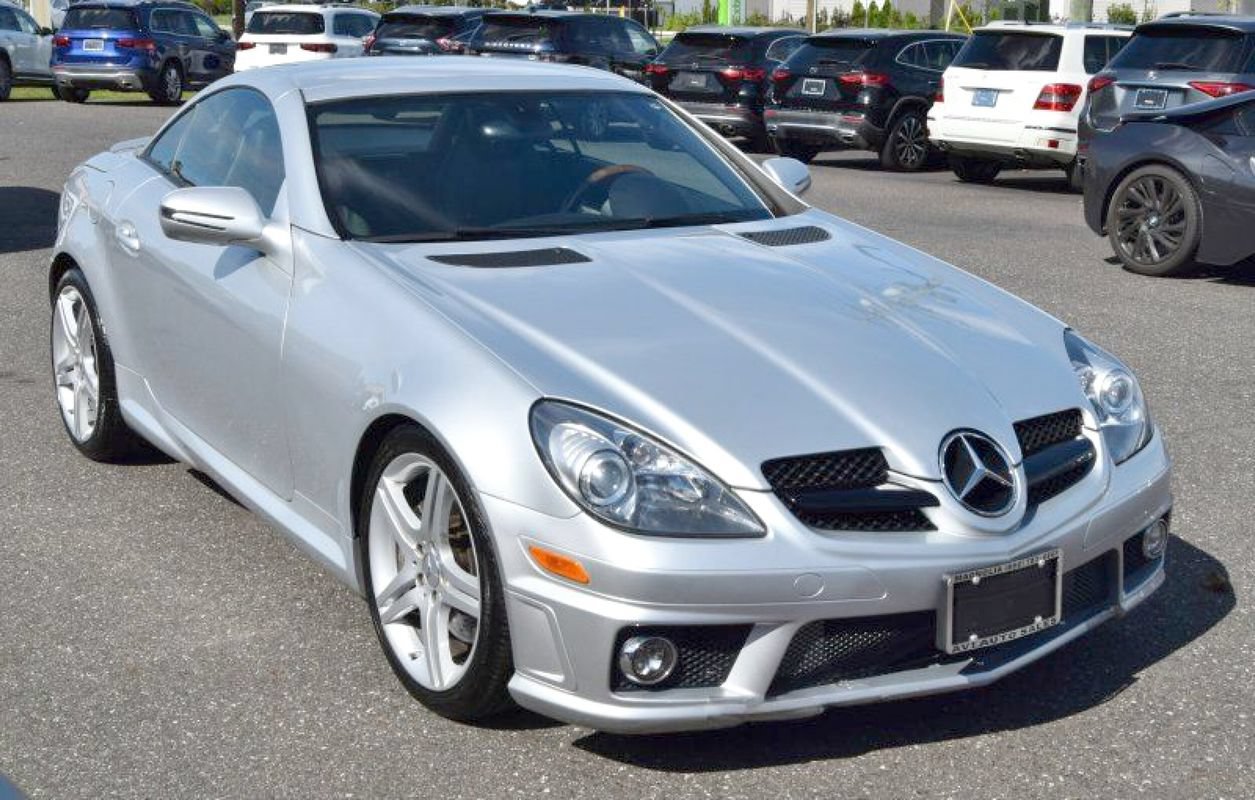 Used 2011 Mercedes-Benz SLK 350 image 18