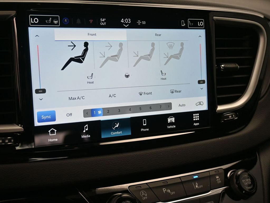 New 2026 Chrysler Voyager LX image 22