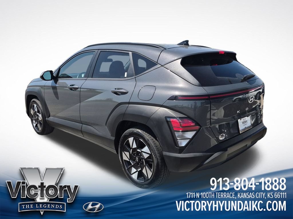 Used 2025 Hyundai Kona SEL FWD image 3