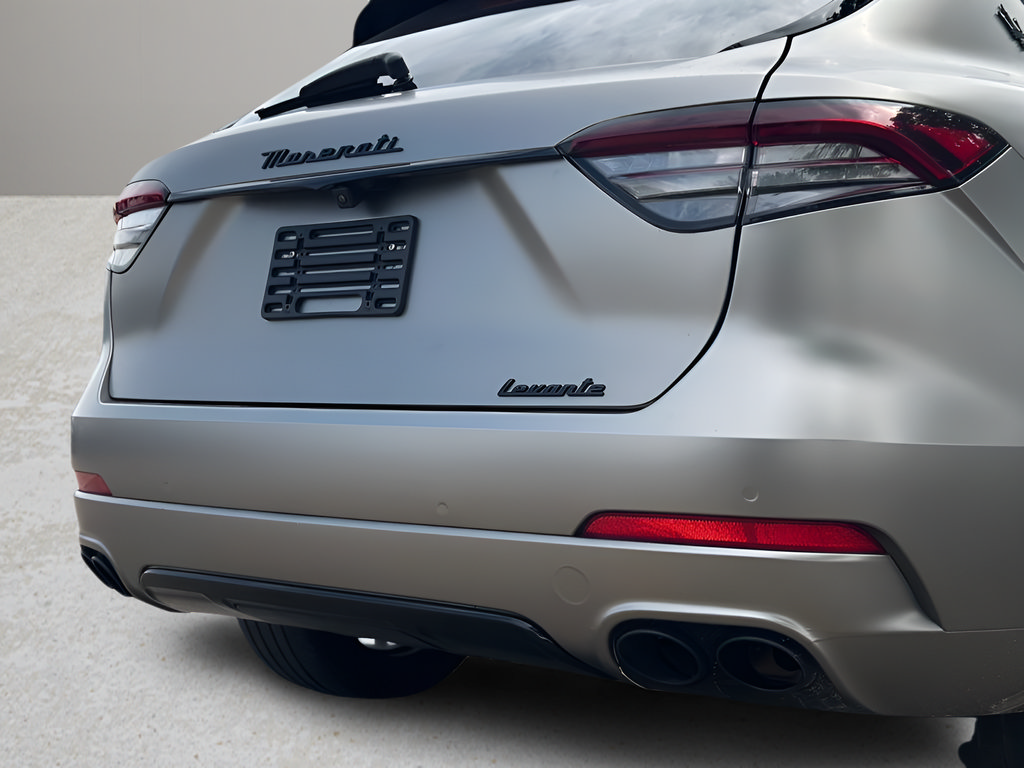 Used 2022 Maserati Levante GT AWD/4WD image 27