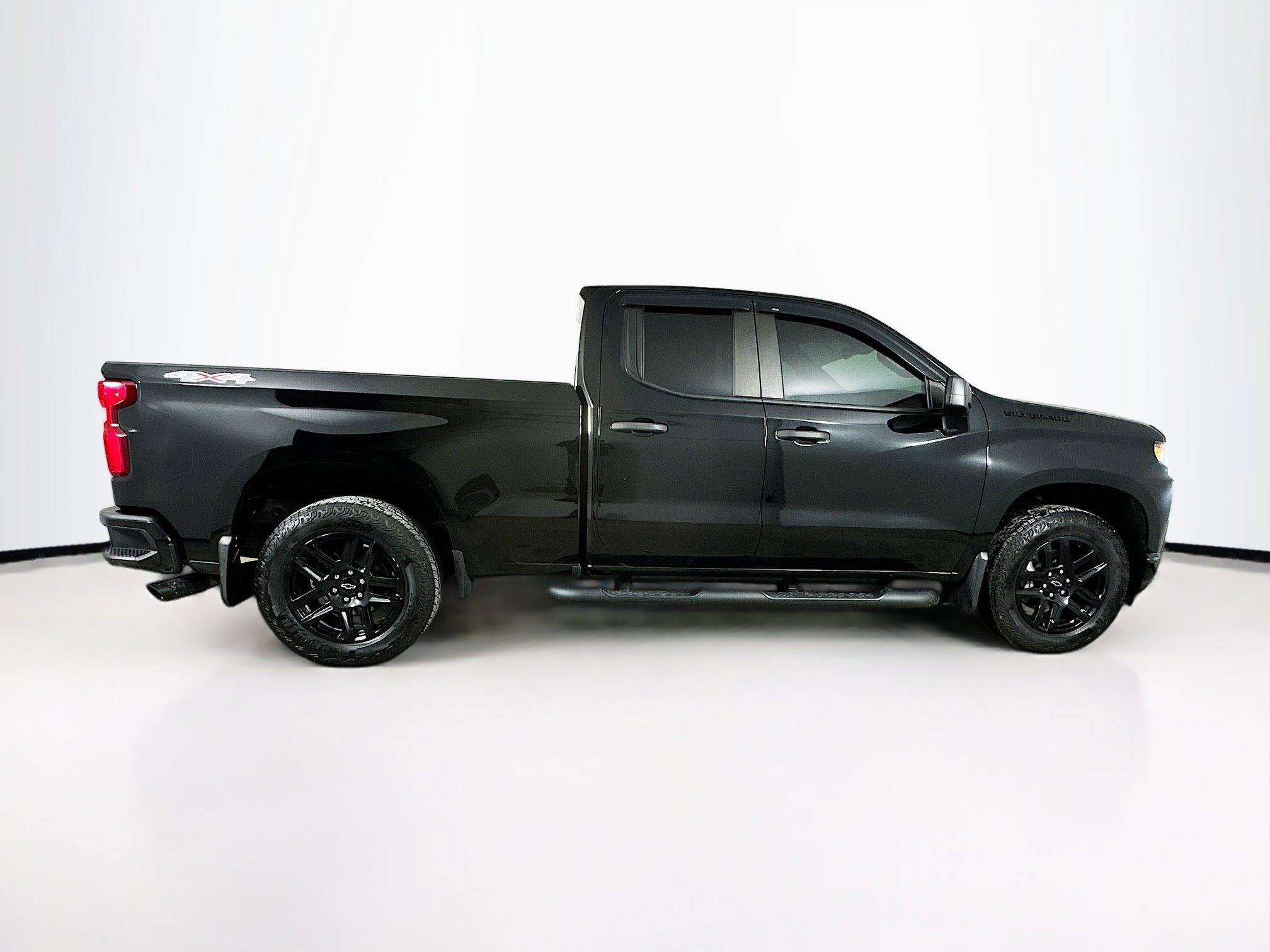 Used 2022 Chevrolet Silverado 1500 Custom w/ Rally Edition image 5